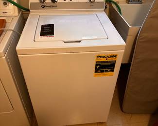 An excellent SPEED QUEEN Washer! Works perfectly as we have been using it all week for linens! 