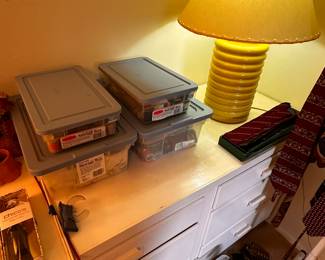 Small totes filled with sews items! and another MCM lamp! 