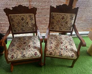Got the keys today! Here is our initial walkthrough! A beautiful pair of East Lake chairs! One on left is a rocker! 