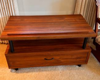 A BEAUTIFUL TV STAND! Solid! Would fit ANY style!