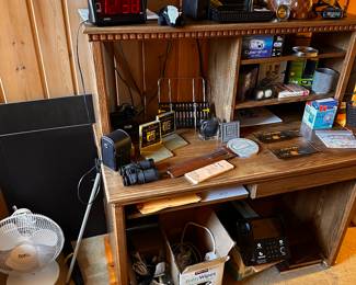 The beautiful Solid Oak office desk is also for sale! 