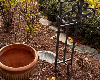 The yard has some nice "garden" implements/art! 