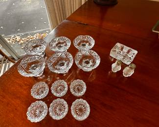 Stunning vintage CLEAR crystal and cut glass!