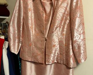 There are beautiful woman's clothes! Vintage to contemporary! Purses, shoes and accessories too! 