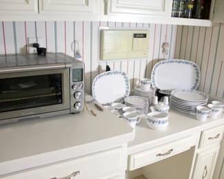 Breville Convection Oven, 46 pcs. Noritake Stephanie
