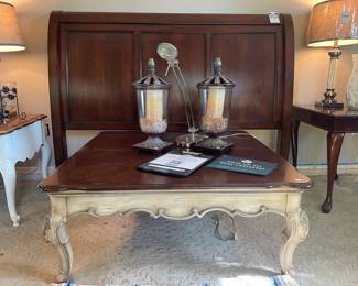 Coffee table, Decorative candle urns, Queen Anne style accent table, Lucite and Metal Accent Lamp