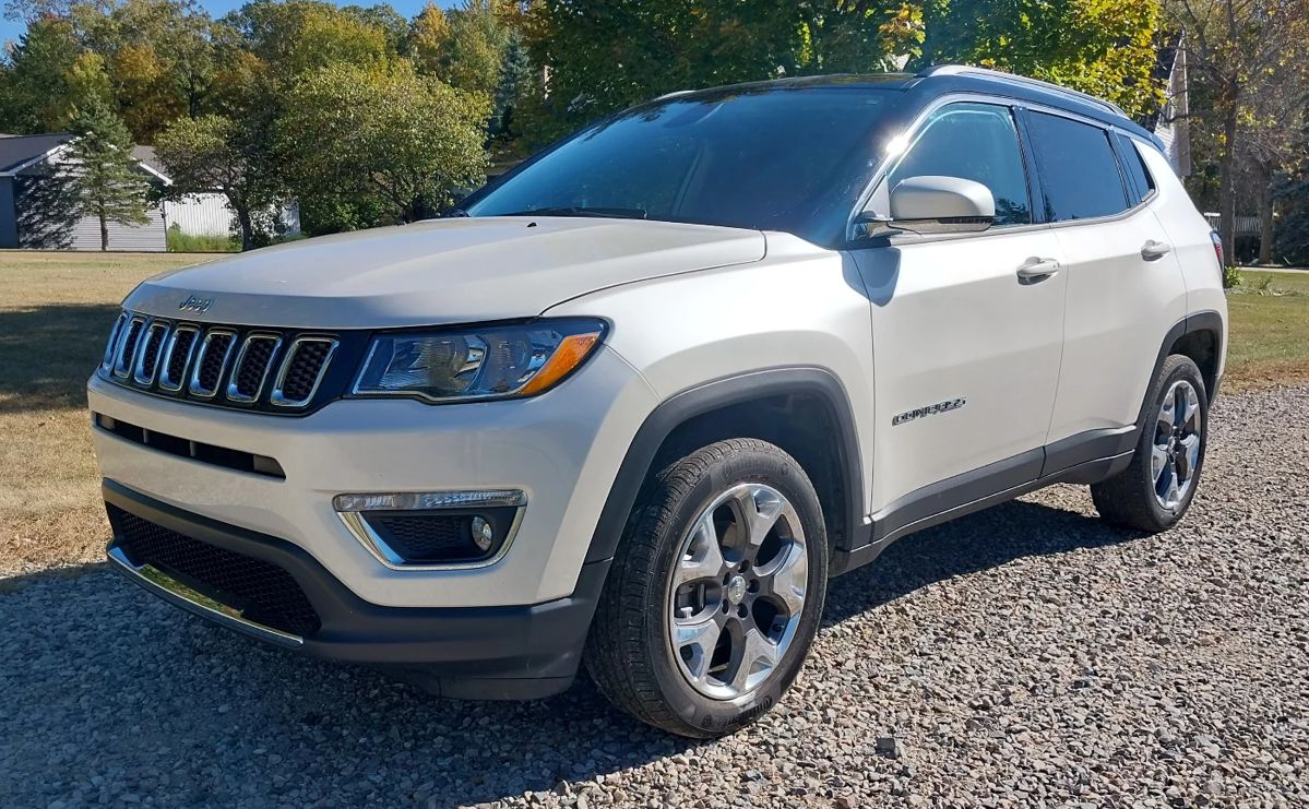 2018 Jeep Compass Limited, 23,725 miles, 4WD, heated leather seats, rear camera, alloy wheels