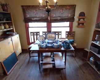 Spongeware set, Turtle Creek pottery, Wisconsin Redware pottery, J Huntley pottery, Beaumont pottery, 4 gallon antique bee sting crock, Three Rivers pottery, Kern pottery, primitive, farmhouse, dining table