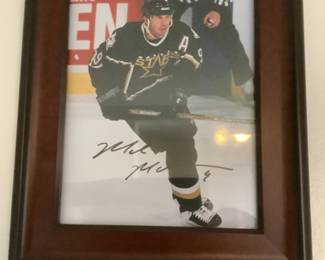Mike Modano Dallas Stars 8x10 Signed Framed
