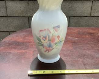 Aynsley China Little Sweetheart Vase