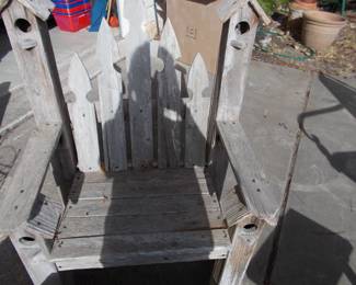 Barnwood birdhouse bench