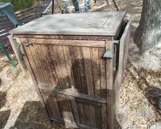 Patio ice chest