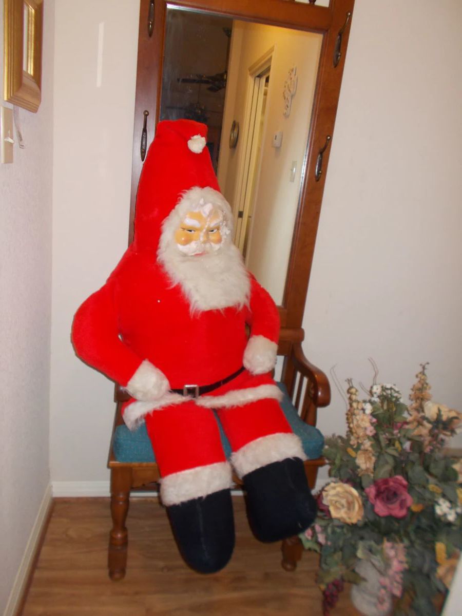 FABULOUS 4' Santa with face repairs