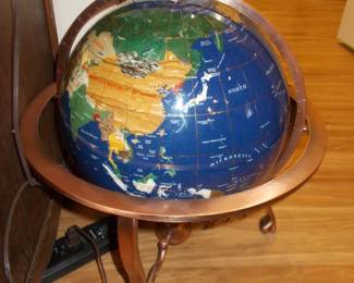 Repro spinning globe