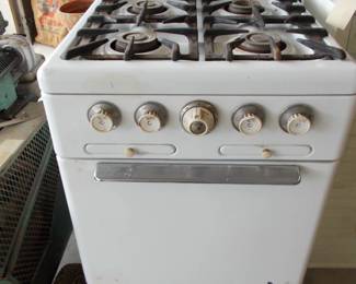 Vesta vintage propane range  Super Cute
