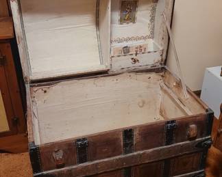 OLD Trunk