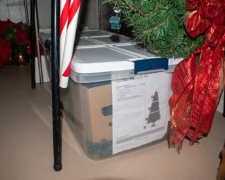 6' pre-lit Christmas tree.