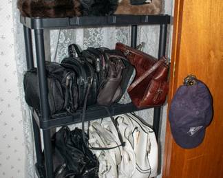 Purses, wallets, fur hats, gloves.