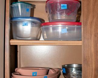 Tupperware, serving dishes.
