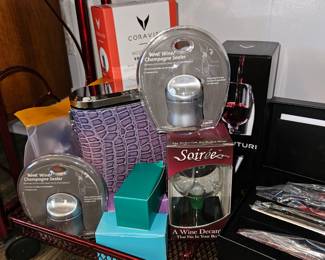 Wine accessories