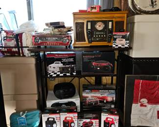 Radios and crank radio