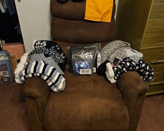 Cuddle Duds socks and Tommie Copper