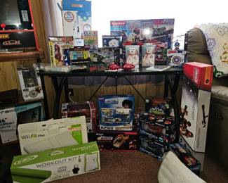 Toys and Nintendo Wi accessories