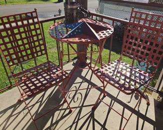 Outdoor table and chairs