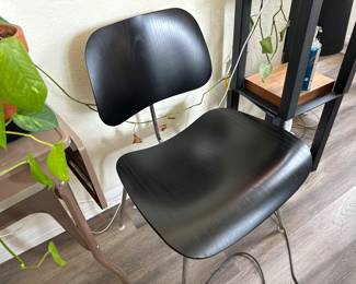 Eames DCM chair (dining chair metal)