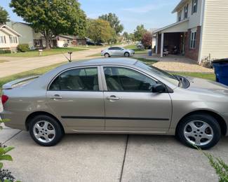 2005 Toyota Corolla With Only 55K Miles! Clear Title, Runs Great and Title in Hand 
