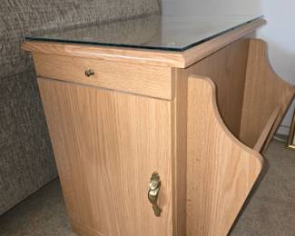 Magazine end table