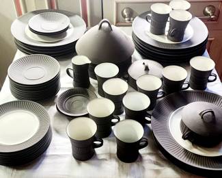 Dansk matte black china set