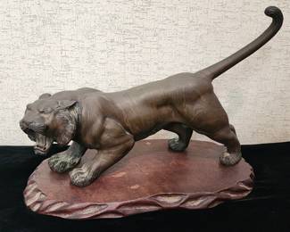 Antique Meiji period  bronze tiger statue