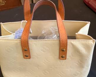 Louis Vuitton purse