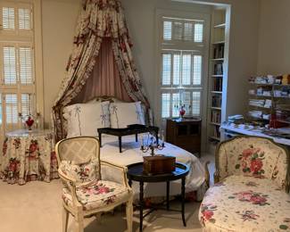 Chair and chaise lounge ARE for sale