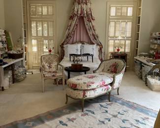 Dhurrie rug  - 6 feet x 8 feet 6 inches