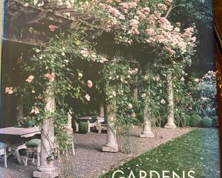 "A Garden Club of America Book"