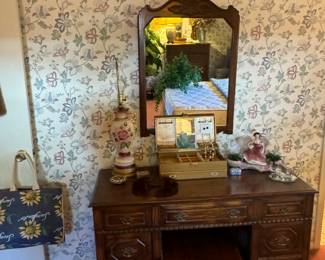 Antique vanity 