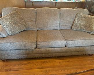 Very nice, clean sofa 