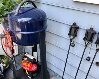 Electric BBQ grill