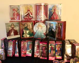 Lots of Barbies in boxes 