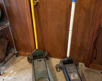 1 1/2 ton & 2 ton hydraulic jacks