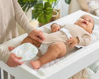 Summer by Ingenuity Contoured Changing Pad, White