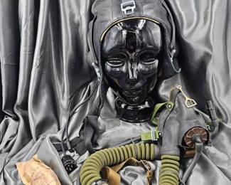 SOVIET FLIGHT HELMET & KM-32 OXYGEN MASK