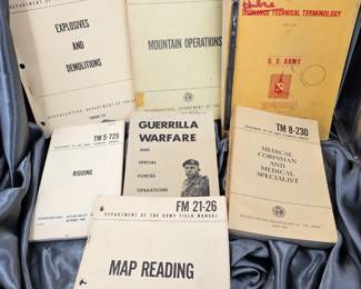 VIETNAM WAR ERA TRAINING MANUALS GROUPING