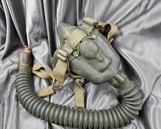 WWII TYPE A-13A OXYGEN MASK