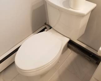 Commode - high rise