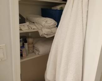 Towels & linens