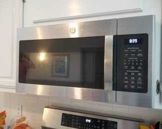 GE microwave oven mfg. May 2020