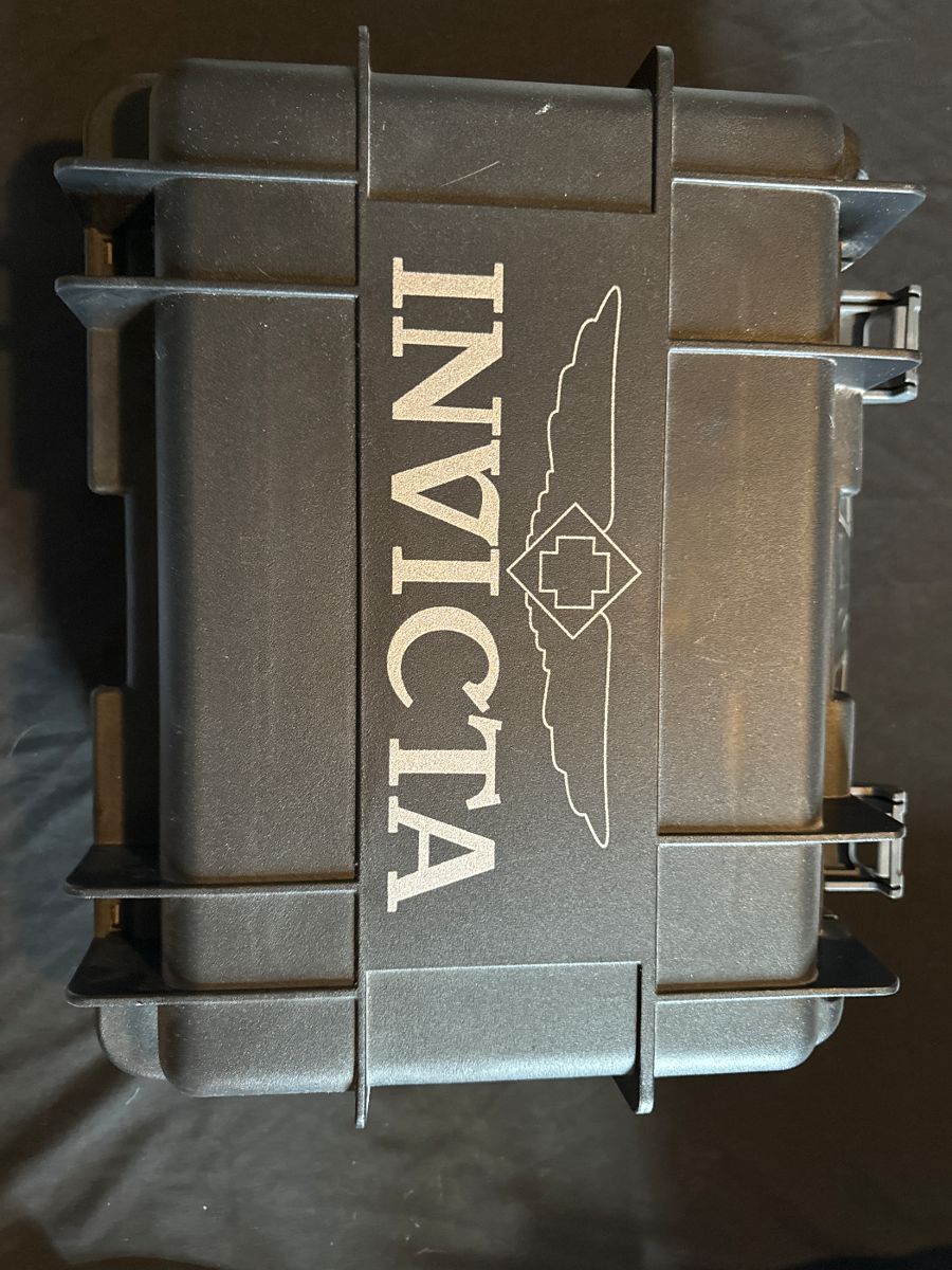 Watch collection and jewelry will not be left on the property at any time other than during sale hours